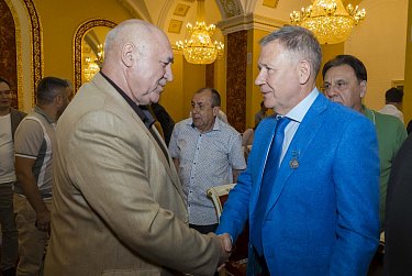 Александр Трубников отмечен знаком «Почетный строитель России»